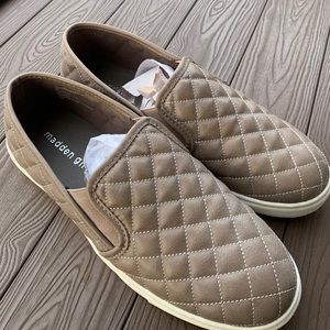 Women’s madden girl slip on sneakers